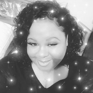 Meet your Posher, Nina